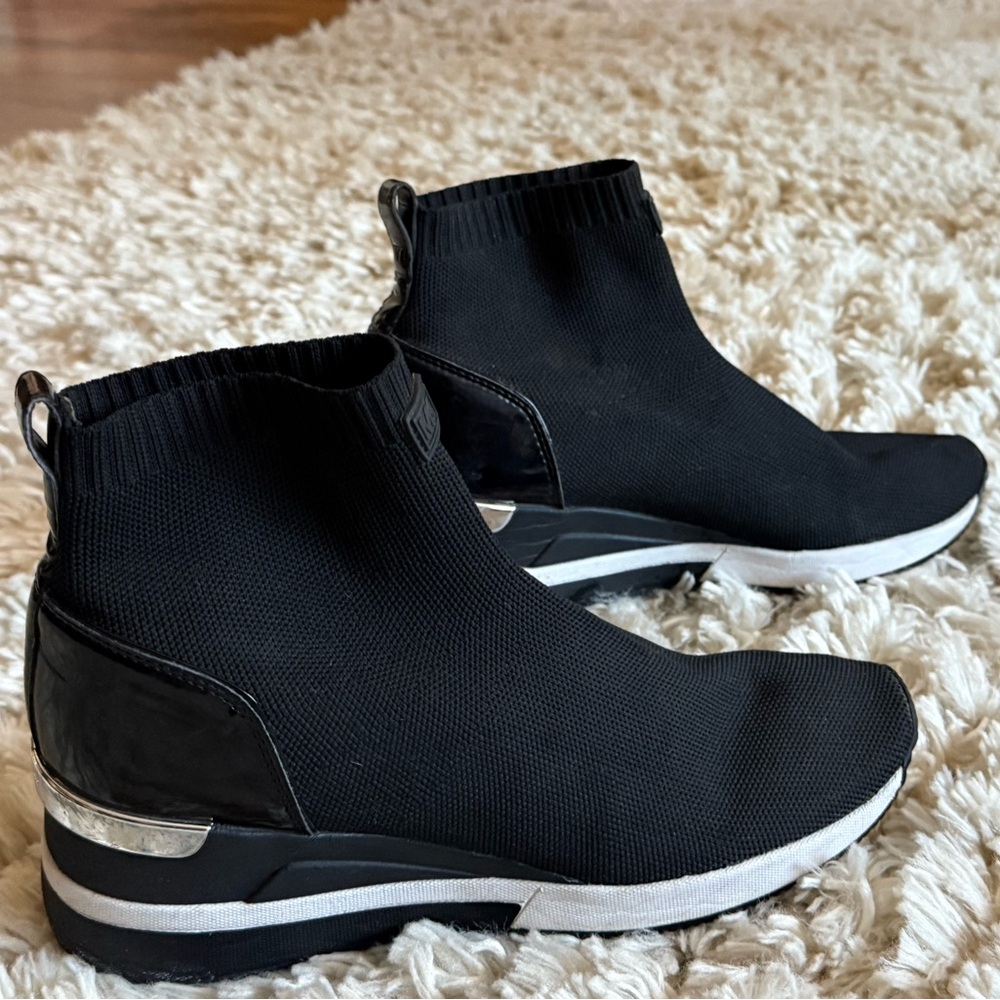 Michael Kors Skyler Stretch-Knit Sock Sneaker